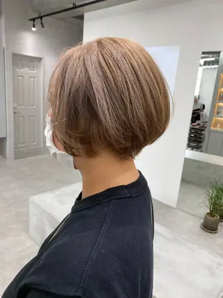 カラー 中村 彩夏のヘアスタイル