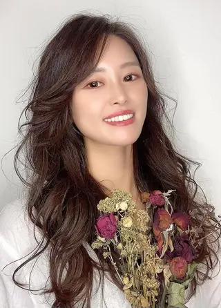 ロング 💎髪質改善専門 jewel boxのヘアスタイル