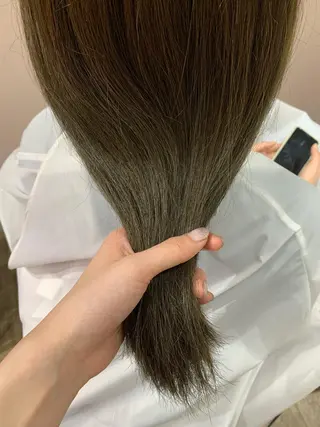 セミロング カラー 田中 優衣のヘアスタイル
