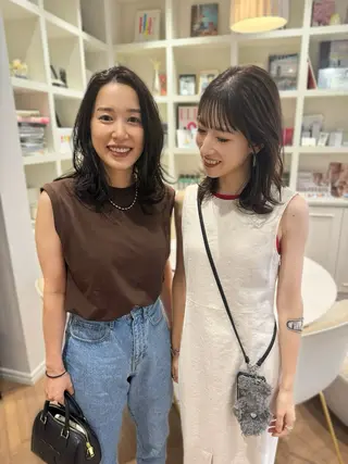 カラー ELLE salon 西梅田 小顔カットのヘアスタイル