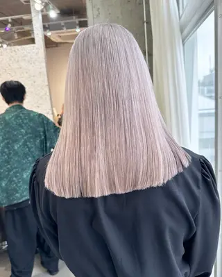 ミディアム カラー ヘアアレンジ lani ブリーチ /ダブルカラーのヘアスタイル