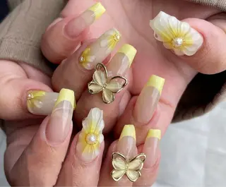 ネイル FUTURE BEAUTYのネイルデザイン