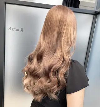 ロング カラー ヘアアレンジ 髪質改善×ハイトーン 中田啄也のヘアスタイル