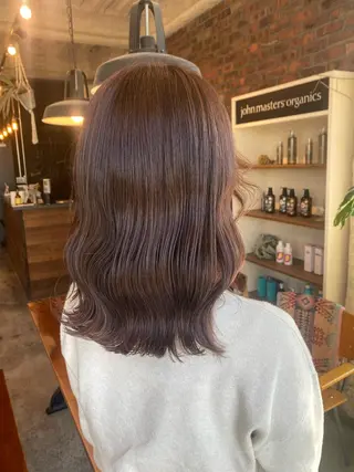 ミディアム the BRIDGE 加藤みのりのヘアスタイル