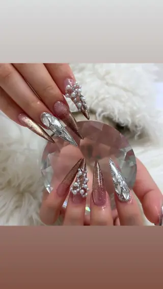 ネイル Riran°・*:. shikiのネイルデザイン