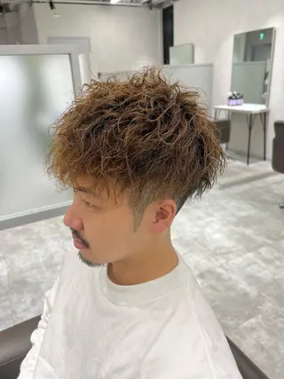 ショート カラー パーマ ヘアアレンジ メンズ 関西センターパート メンズモデル募集のヘアスタイル