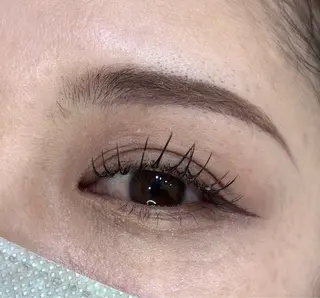 マツエク・マツパ Sisterby B ひまわりの眉毛・アイブロウイメージ