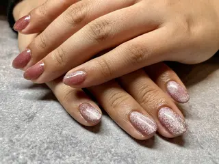 ネイル Mus’Fam 入谷玲生奈のネイルデザイン