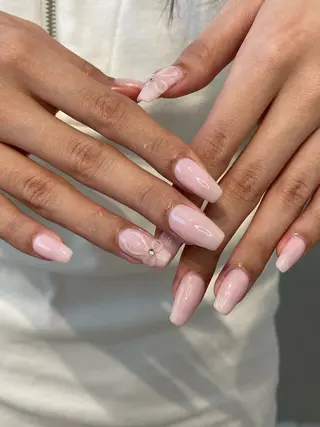 ネイル Roa🎀 ercher立川南口のネイルデザイン