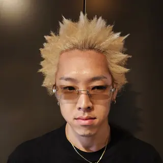 カラー パーマ メンズ メンズハイトーン メンズバレイヤージュのヘアスタイル