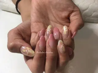 ネイル 爪のお悩みサロン シュシュエットのネイルデザイン