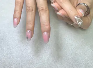 ネイル ネイリスト ハンのネイルデザイン