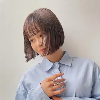ショート ☘️レイヤー&ボブ× ハイトーン☘️初ボブのヘアスタイル