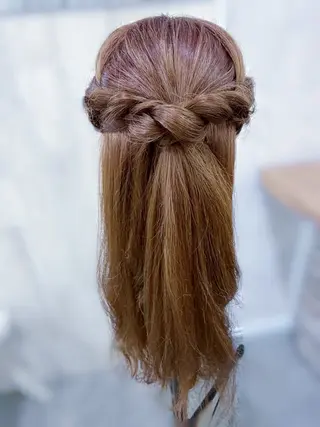 ヘアアレンジ 馬方 雫のヘアスタイル