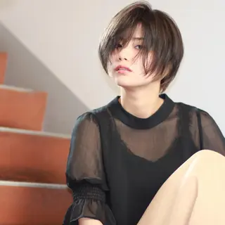 ショート カラー 薬院:今泉/上川美幸 ボブ/顔周りレイヤーのヘアスタイル