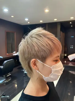 ショート カラー 前之園 ひかるのヘアスタイル