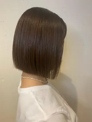 ショート shiori ﾍﾞｰｼﾞｭｶﾗｰのヘアスタイル
