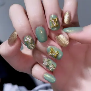 ネイル Queens マオのネイルデザイン