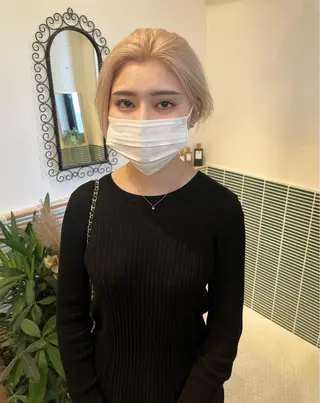ショート カラー 🩷ハイトーン透明感 レイヤー🩷ユリカのヘアスタイル