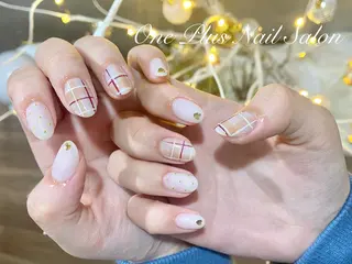 ネイル One Plus Nail Salonのネイルデザイン