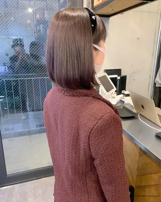 ショート カラー 柔らかブラウン/顔周 りレイヤー♡ユウシのヘアスタイル