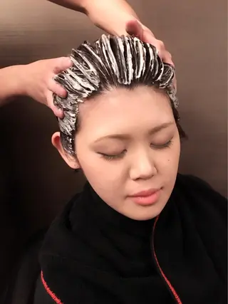 CUT IN SHY 心斎橋店のヘアスタイル