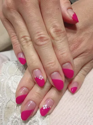 ネイル ビジューバイアクイユ ネイルズ　東中野店のネイルデザイン