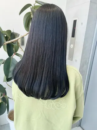 ロング カラー パーマ ヘアアレンジ 透明感/オリーブ/ グレージュ/YUKAのヘアスタイル
