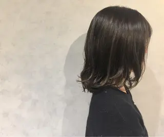 ミディアム カラー ︎︎🧸 ユリ ︎︎🧸のヘアスタイル