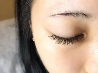 マツエク・マツパ Neoest Log ＋ bell所属・船曳 鈴菜のヘアスタイル