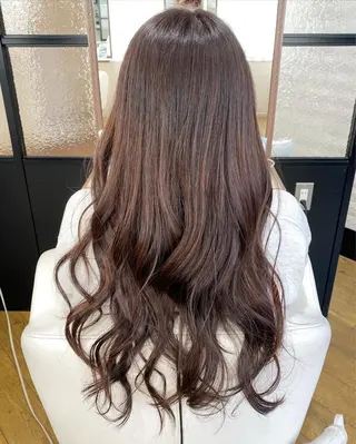 ロング 艶感🫧透明感カラー YUKARIのヘアスタイル