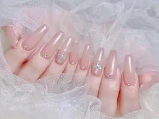 ネイル Bella 💫のネイルデザイン