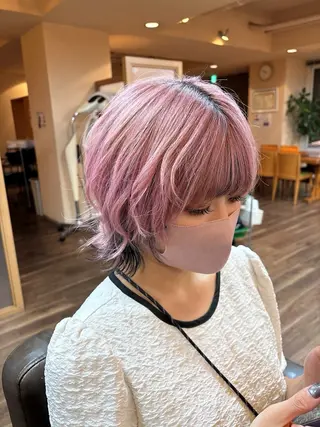 ショート 中野 里咲のヘアスタイル