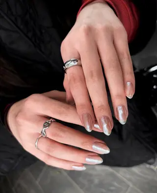 ネイル 鈴木 誉のネイルデザイン