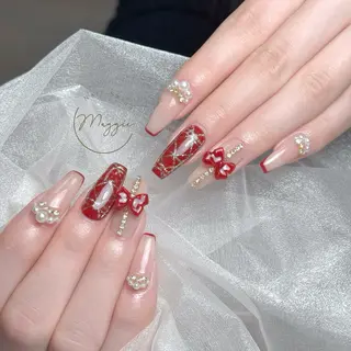 ネイル Maggie Nail🦩のネイルデザイン