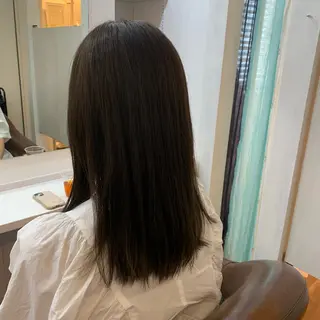 セミロング カラー elua kanekoの眉毛・アイブロウイメージ
