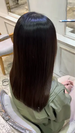 セミロング 美髪矯正 透明感 カラー⭐️ユウキのヘアスタイル