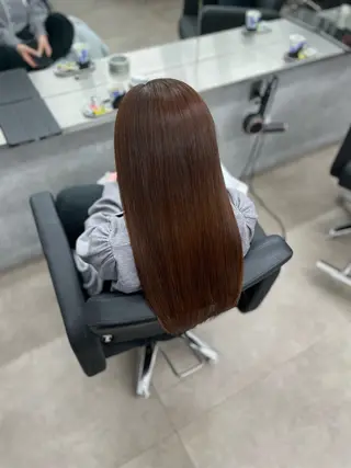 ロング CYNTHIADUE 店長| IRISUのヘアスタイル