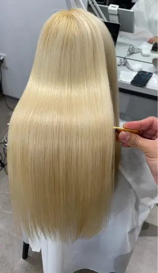 セミロング 髪質改善 左近研人のヘアスタイル