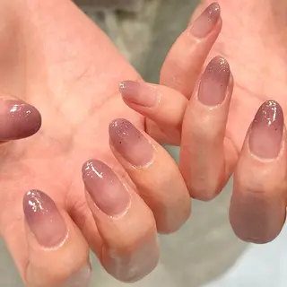 ネイル T. AKARIのネイルデザイン