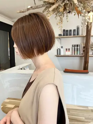 ショート カラー 🌱小顔魅せショート 髪質改善カラー/泉綺のヘアスタイル