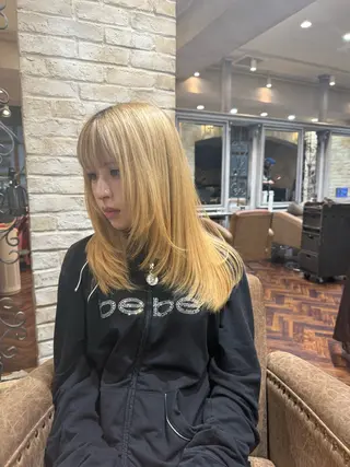 ミディアム A M Iのヘアスタイル