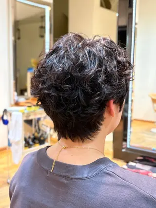 ショート パーマ ショートカット／ 明千（ミチ）のヘアスタイル