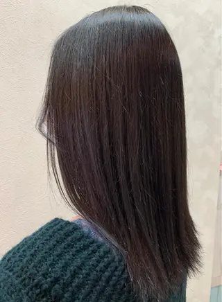 ミディアム カラー 加藤 遥花のヘアスタイル