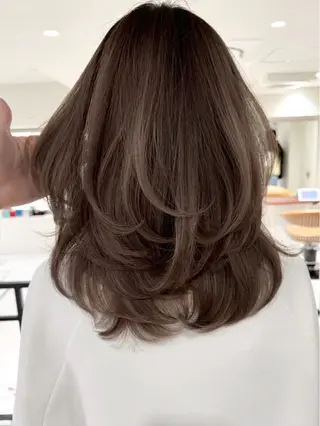 セミロング カラー 透明感カラー/似合わ せカラーMIKAのヘアスタイル