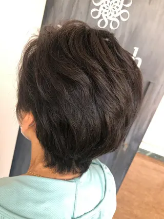 ショート 関本 悠奈のヘアスタイル