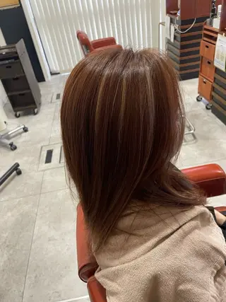 セミロング カラー 髙澤 遥香のヘアスタイル