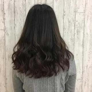 カラー Kaede .のヘアスタイル