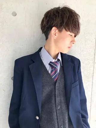 ショート カラー メンズ 赤み消し🌿 透明感カラー🫧のヘアスタイル
