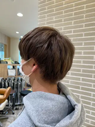 カラー メンズ 赤本悠斗波巻きパーマ メンズパーマのヘアスタイル
